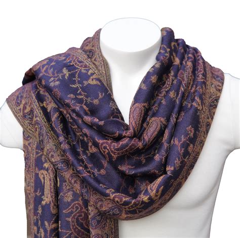 Scarves and Shawls for Women 